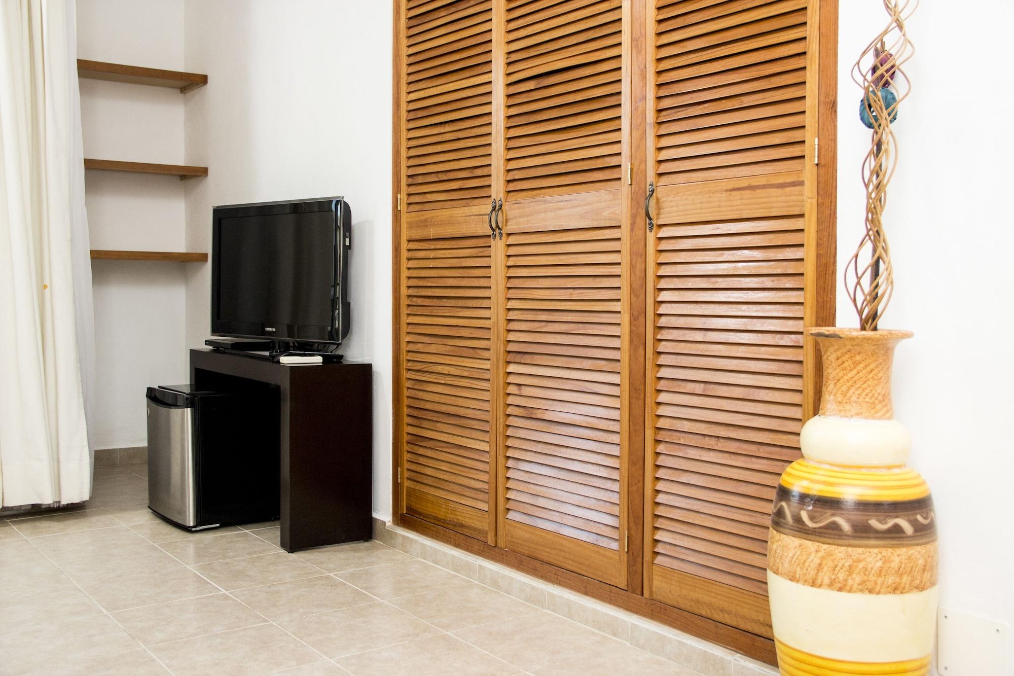 Hotel Sol Playa Playa del Carmen Dış mekan fotoğraf